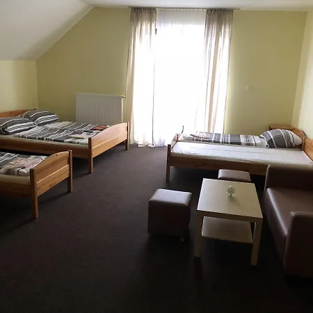 Tetrivek Gasthuis Nove Hute